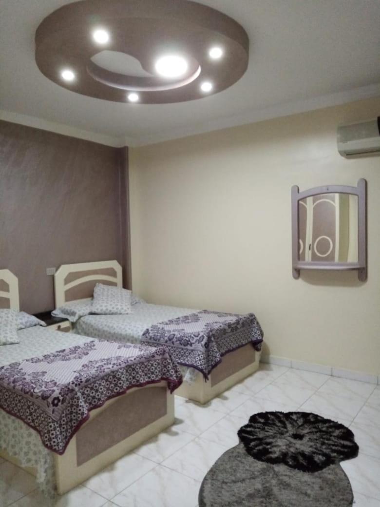 Apartamento Square - With Side Sea-view *