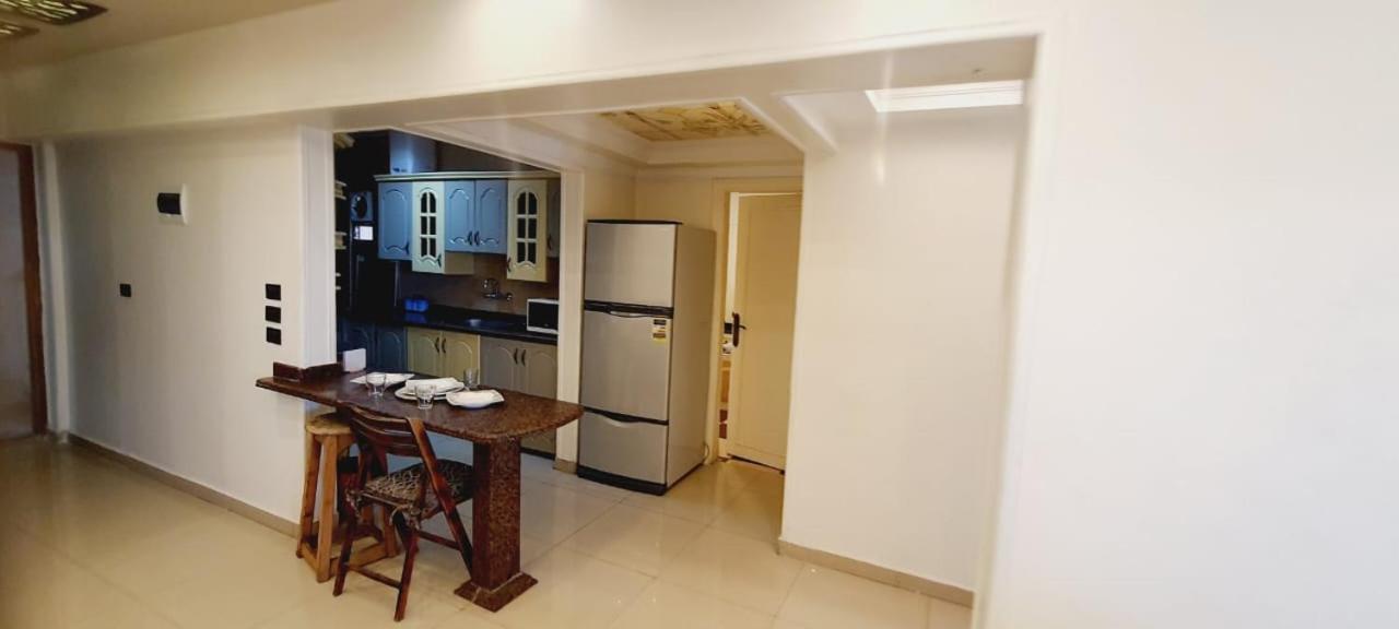 Apartamento Square - With Side Sea-view *